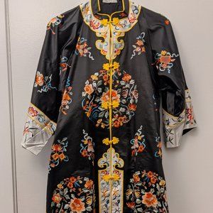 Chinese Silk Embroidered Women's Jacket - Vintage